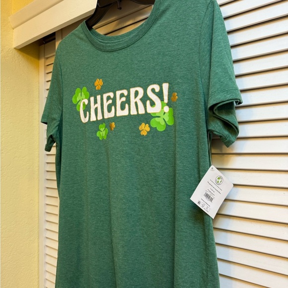 Green 'Cheers!' Graphic T-Shirt Women’s Sz L St. Patrick’s Day Shirt BRAND NEW - Picture 5 of 14